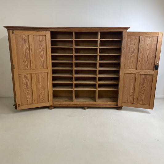 LARGE ANTIQUE PINE THREE DOOR KITCHEN/HALL CABINET