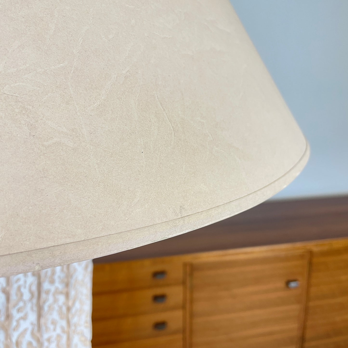 1980s POST MODERN TESSELLATED STANDARD LAMP TABLE