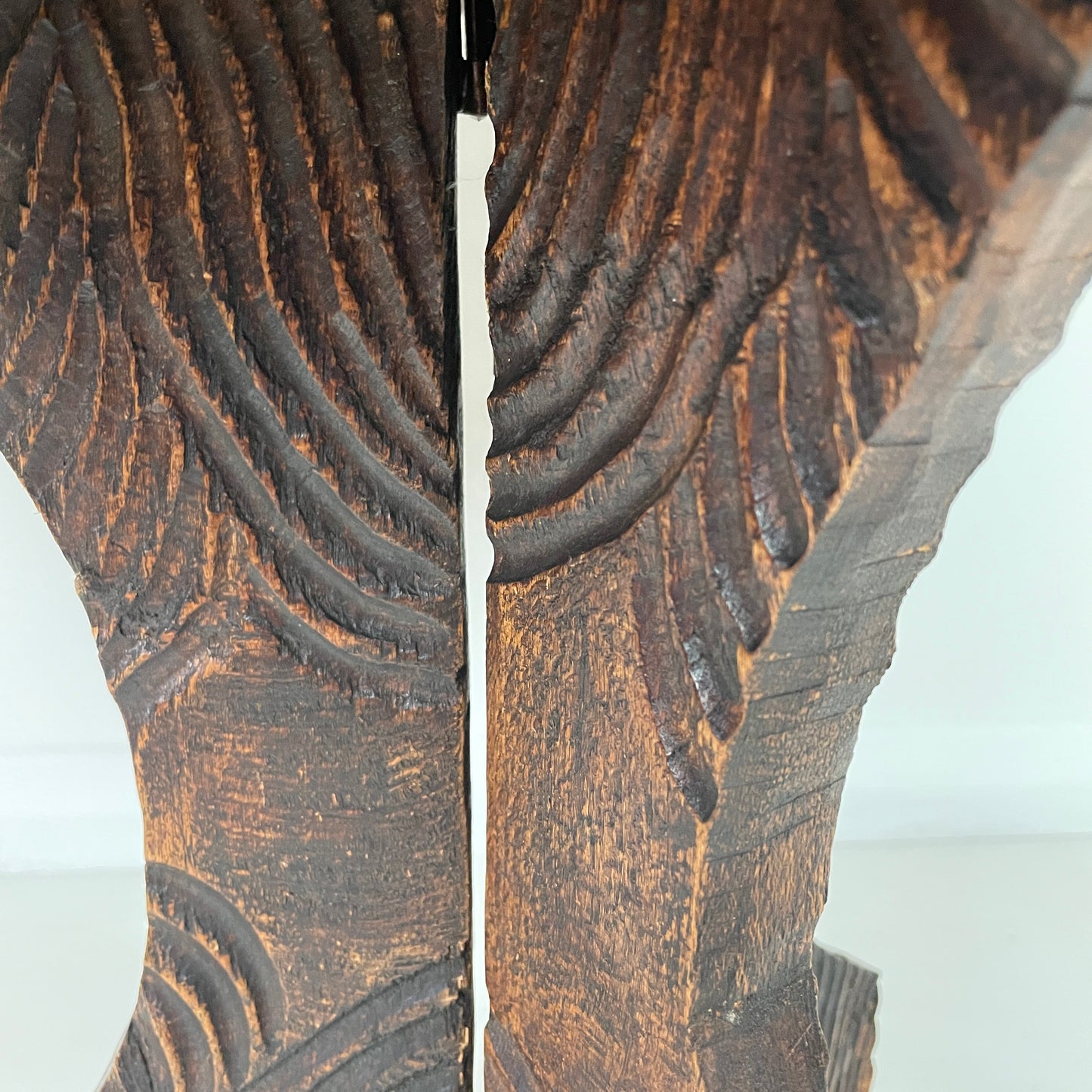 DECORATIVE AFRICAN CARVED TABLE