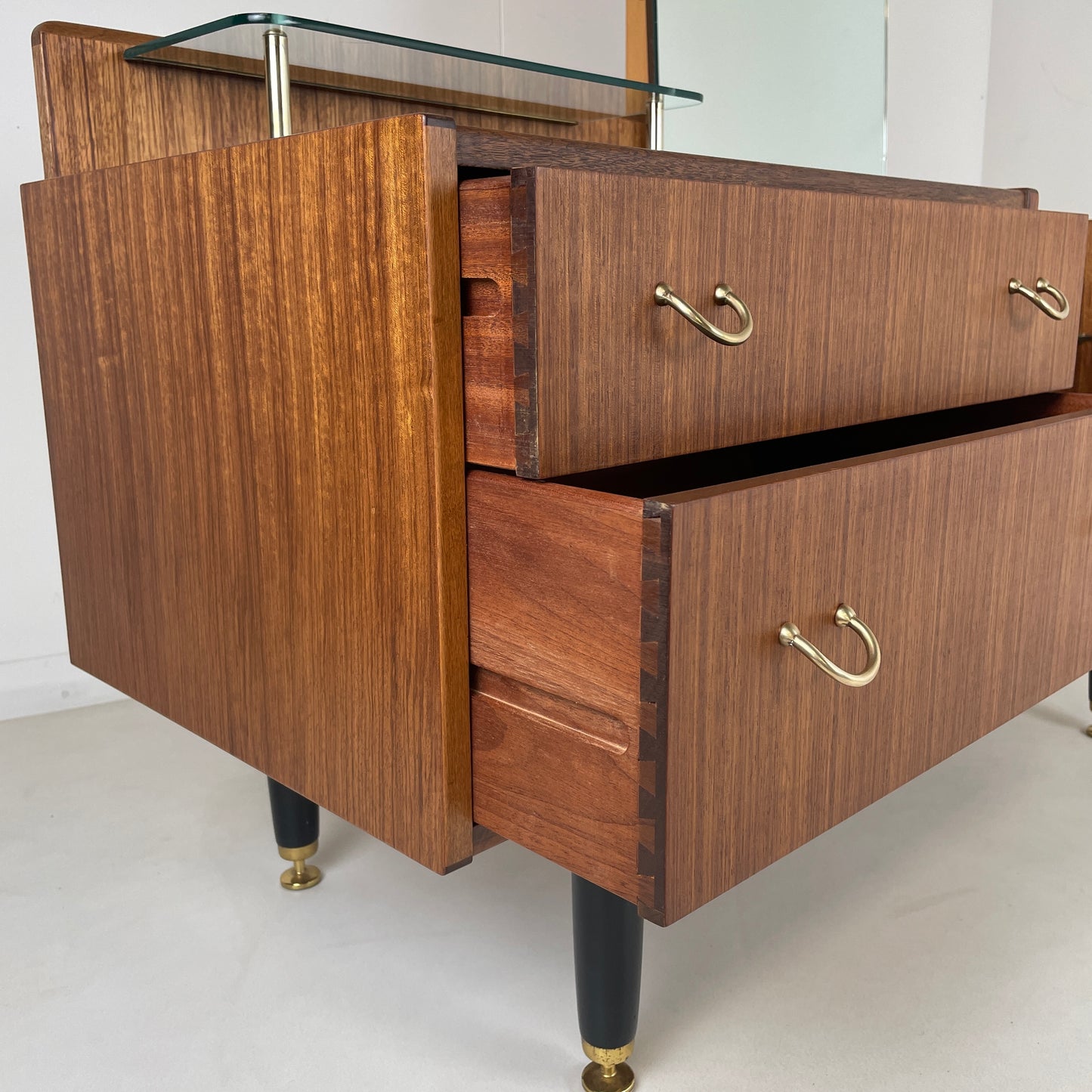 RARE GPLAN LIBRENZA CHEVAL / DRESSING TABLE