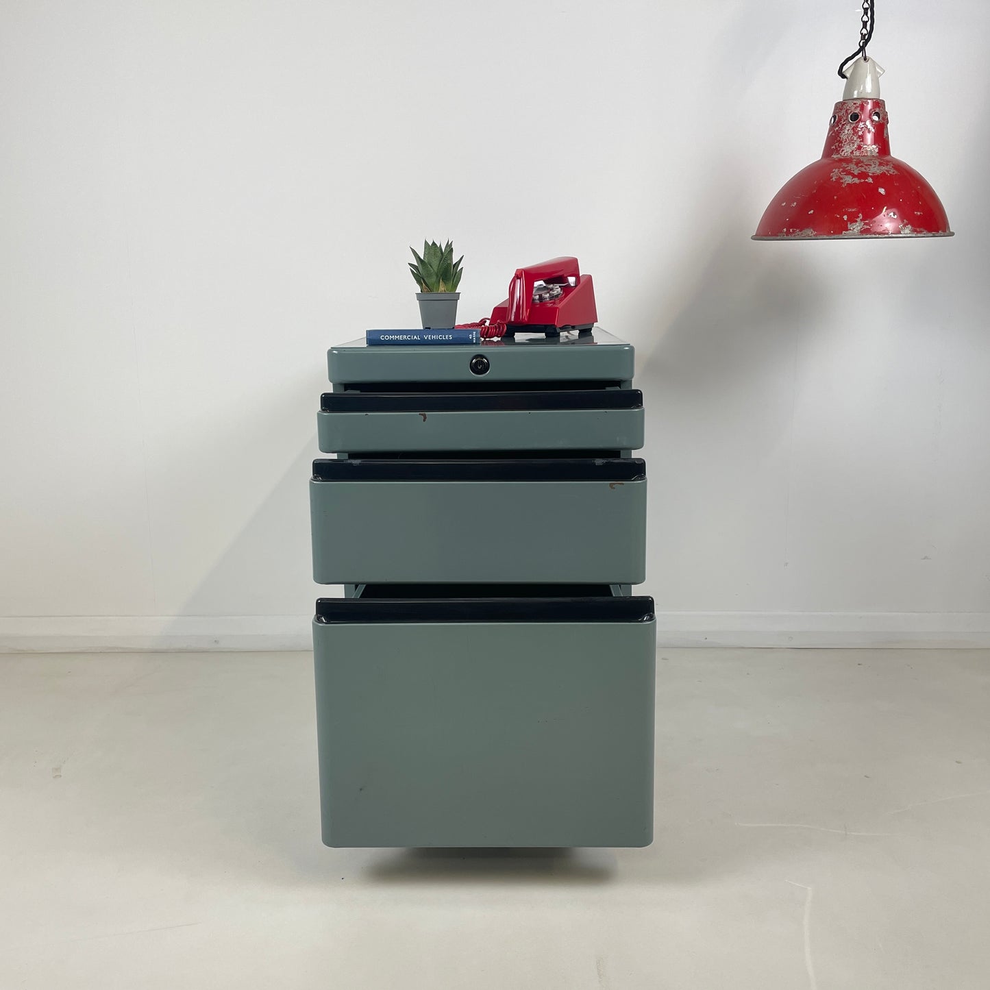 VINTAGE FILING CABINET DRAWERS IN GREY