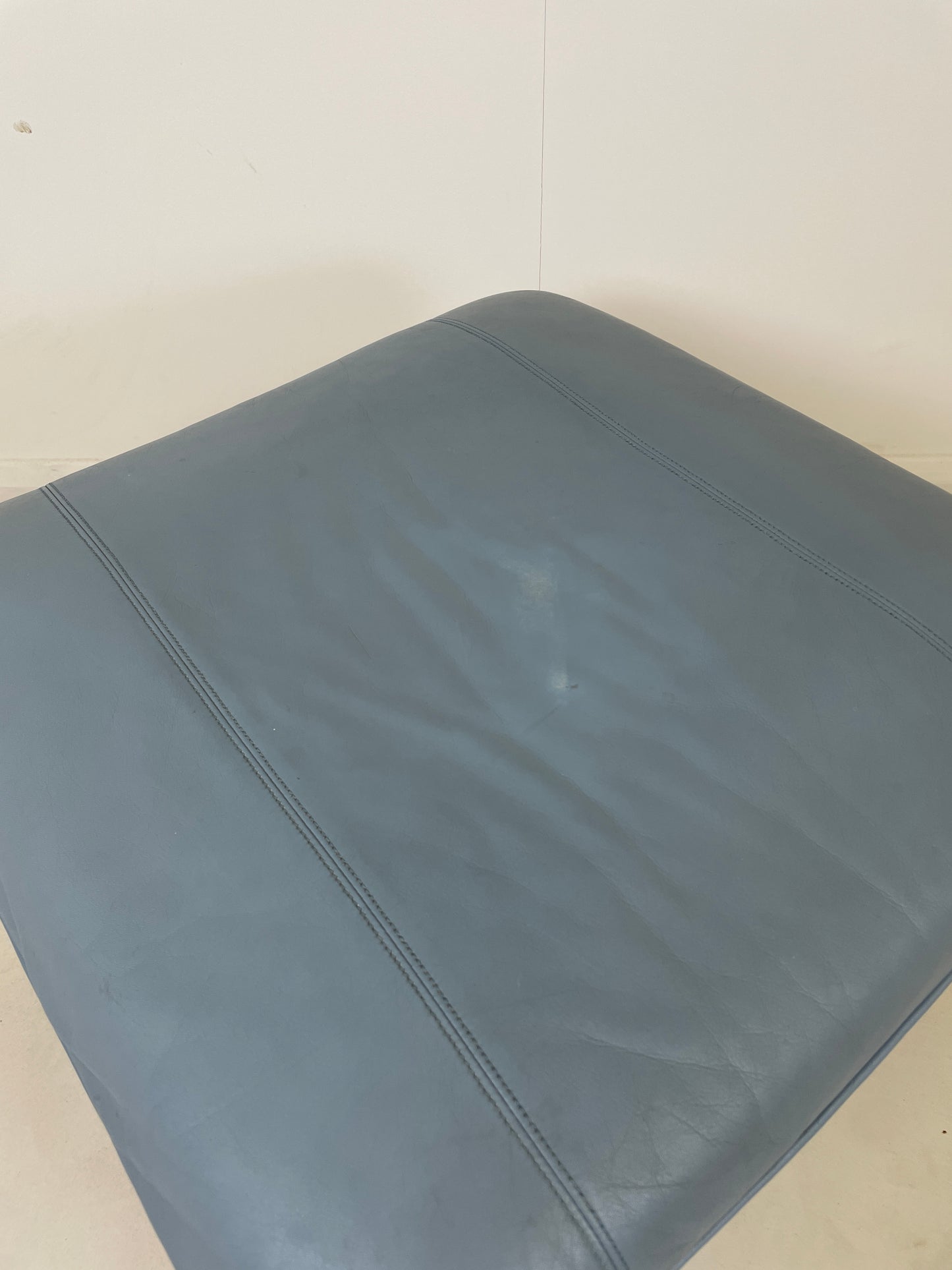 VINTAGE GPLAN 1990s NINA LEATHER CHAIR & FOOTSTOOL
