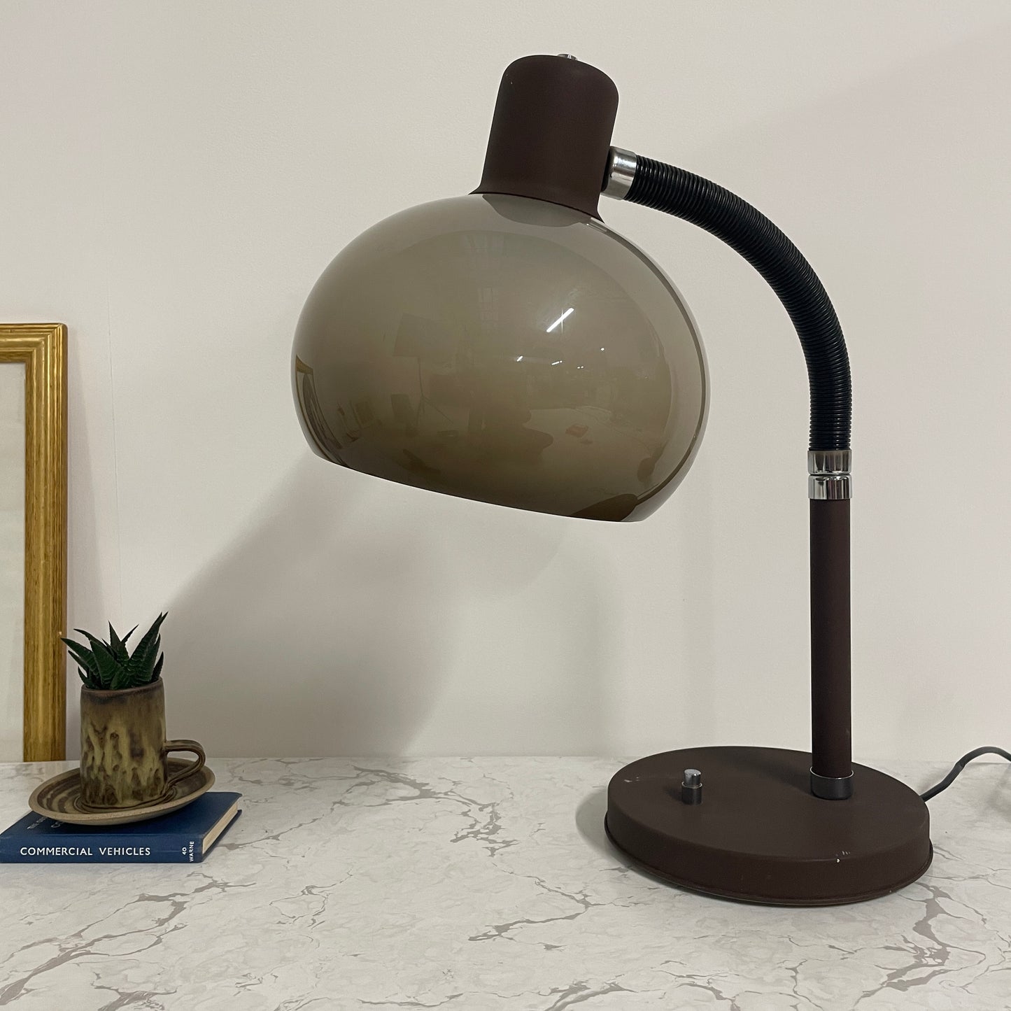 MUSHROOM GOOSENECK SPACE AGE TABLE LAMP