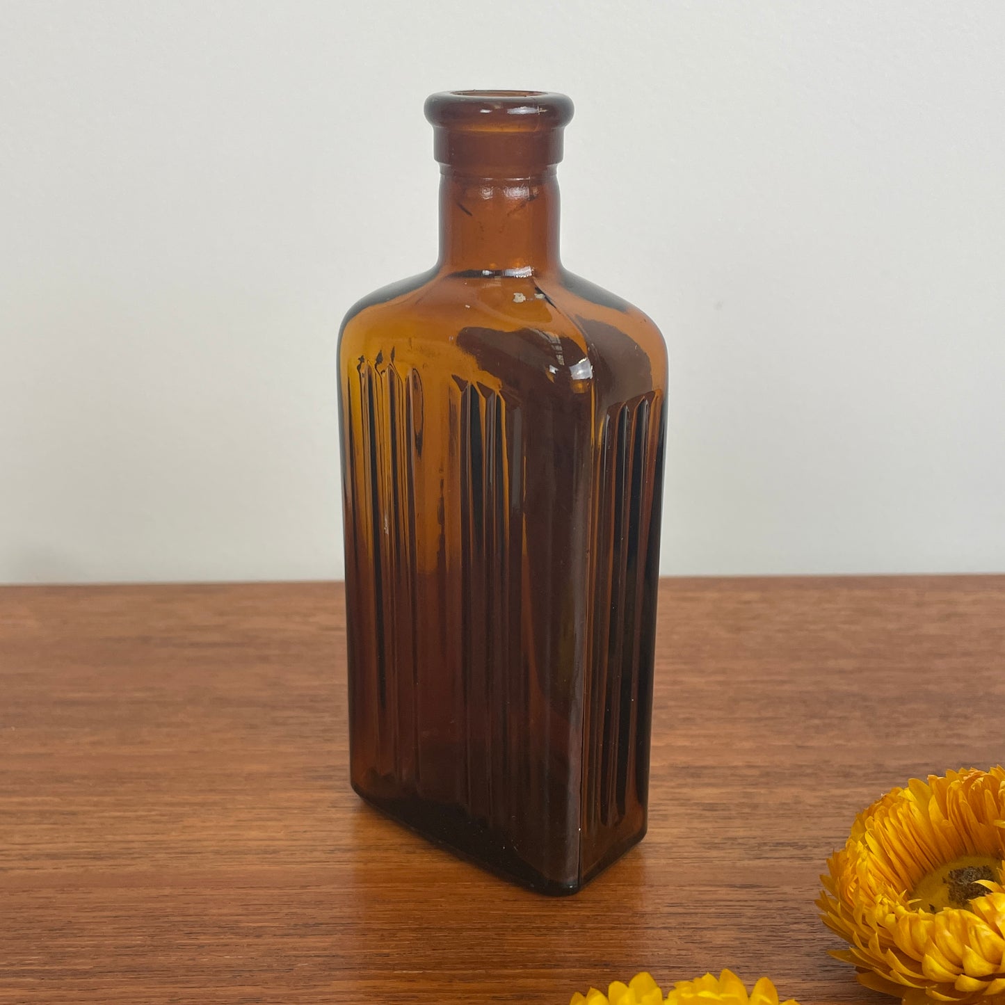 AMBER OLIVE OIL CHEMIST BOTTLE