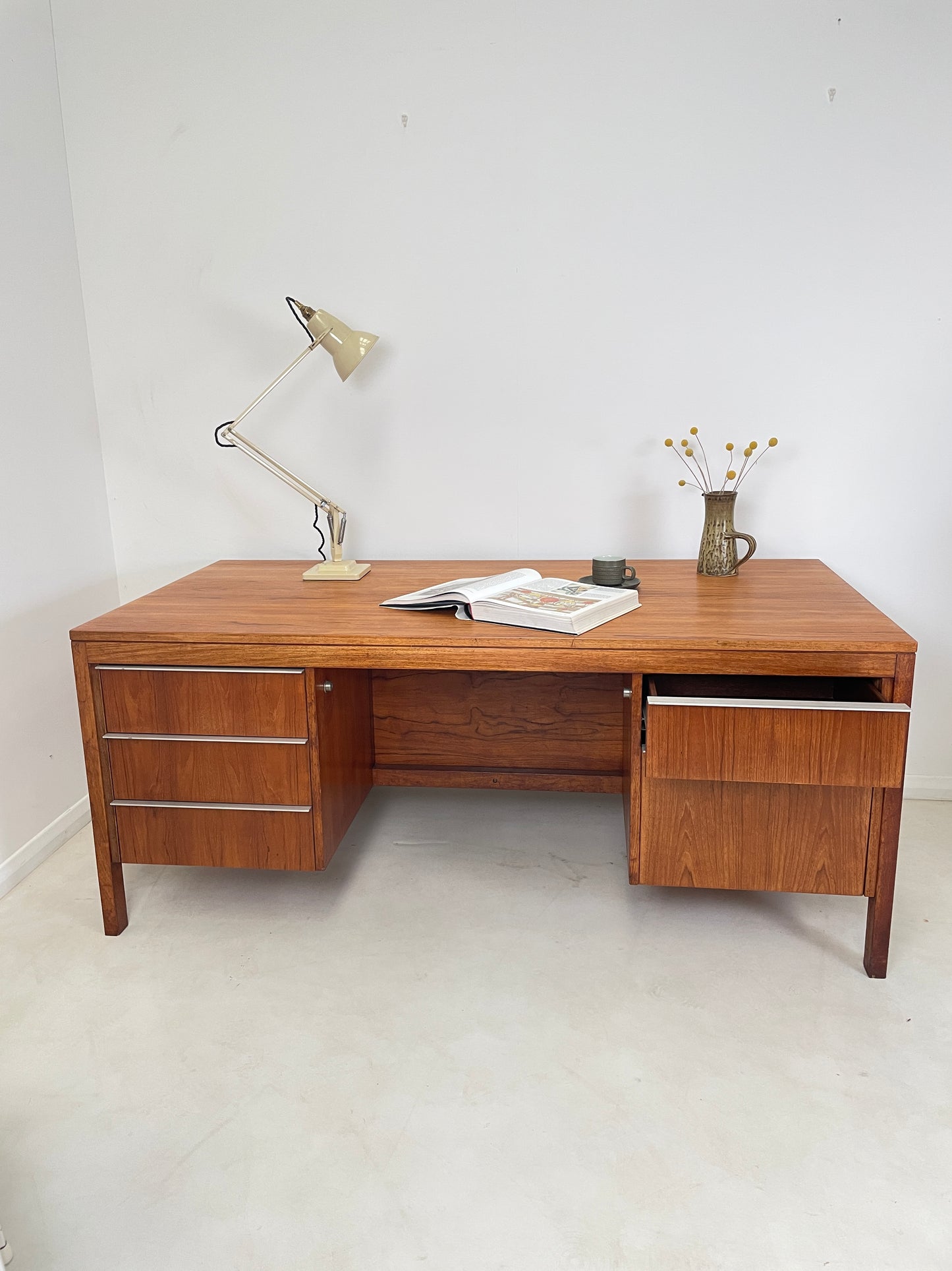 VINTAGE TEAK DOUBLE PEDESTAL PARTNERS DESK