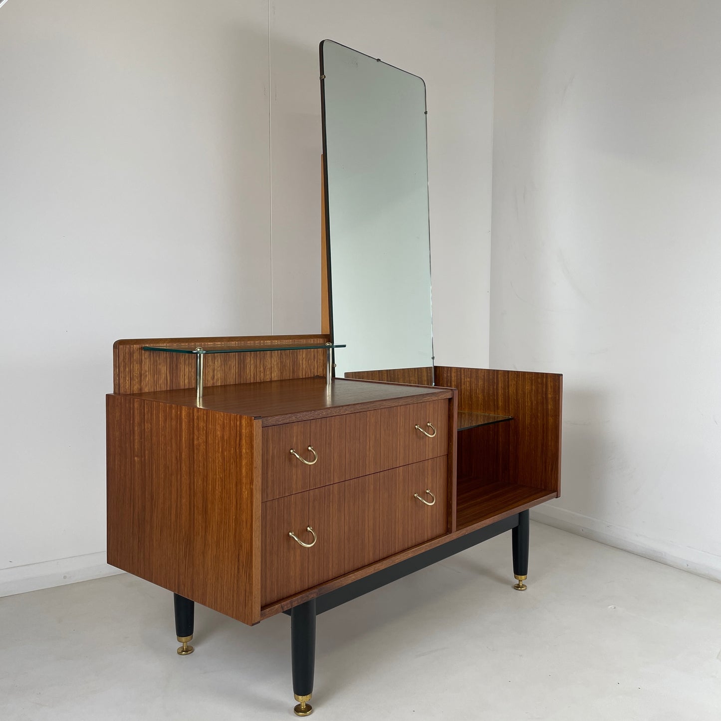 RARE GPLAN LIBRENZA CHEVAL / DRESSING TABLE