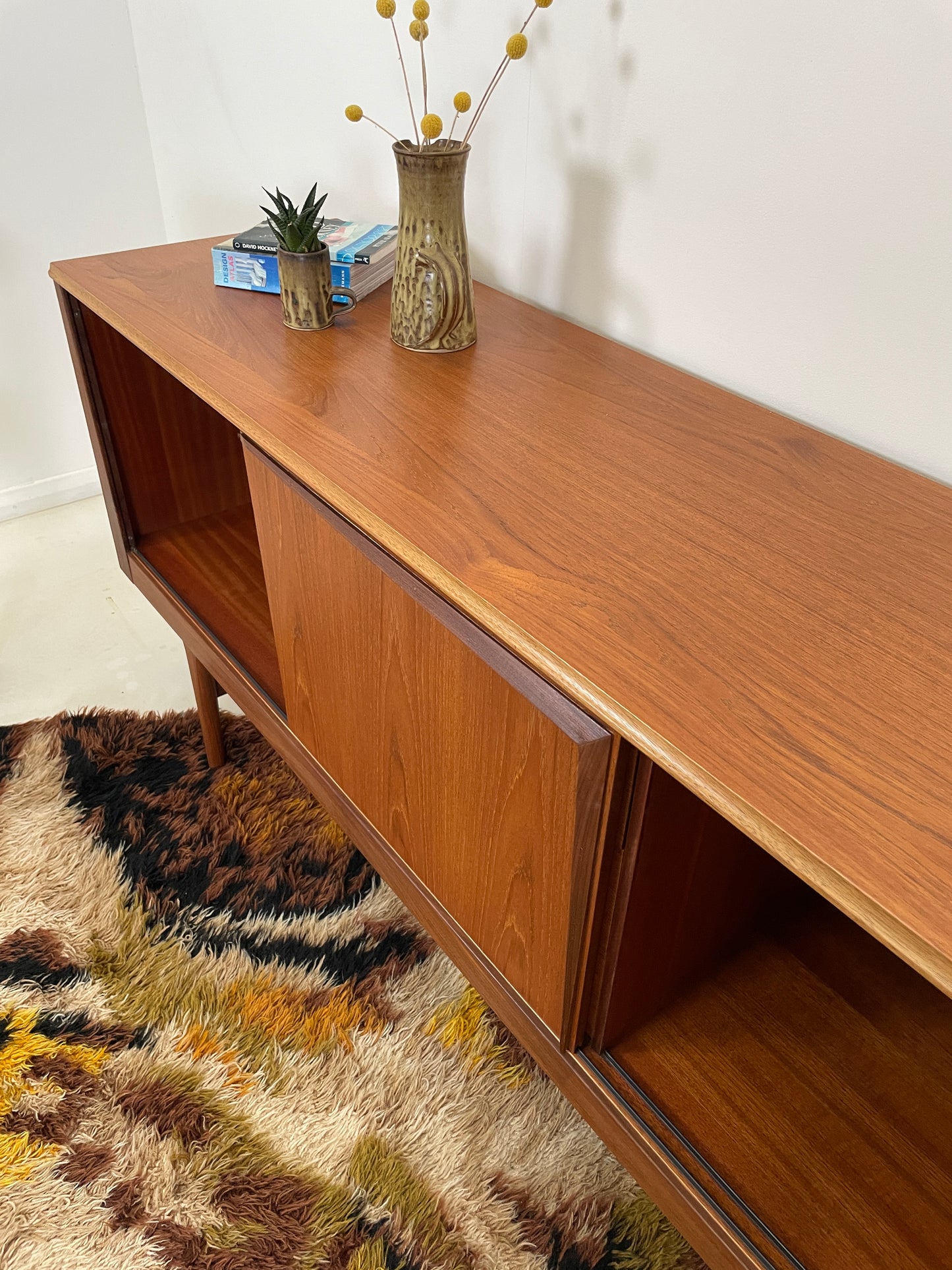 MID-CENTURY TEAK SIDEBOARD / MEDIA UNIT - ELLIOTS OF NEWBURY