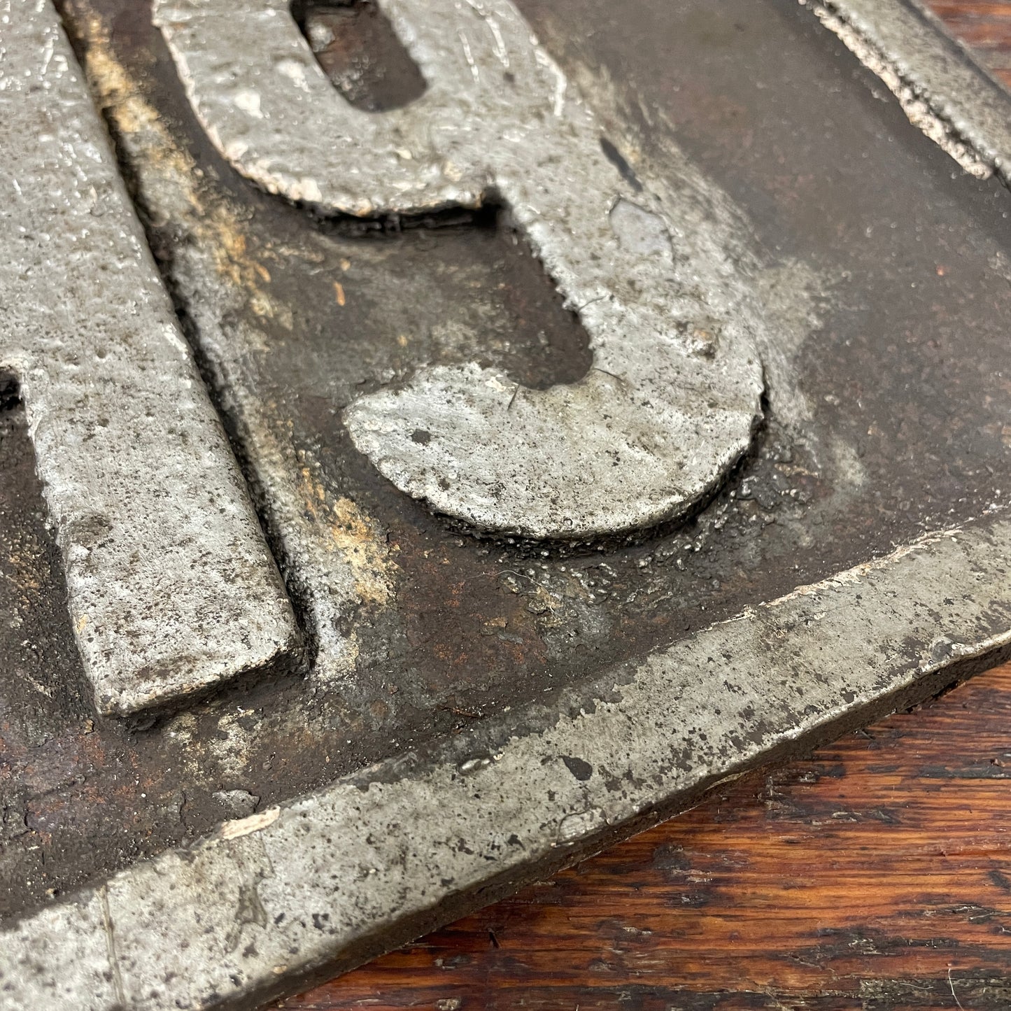 ORIGINAL CAST IRON MACHINE DOOR NUMBER PLAQUE No 50