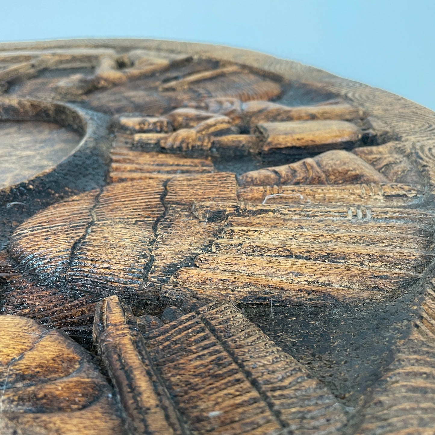 DECORATIVE AFRICAN CARVED TABLE