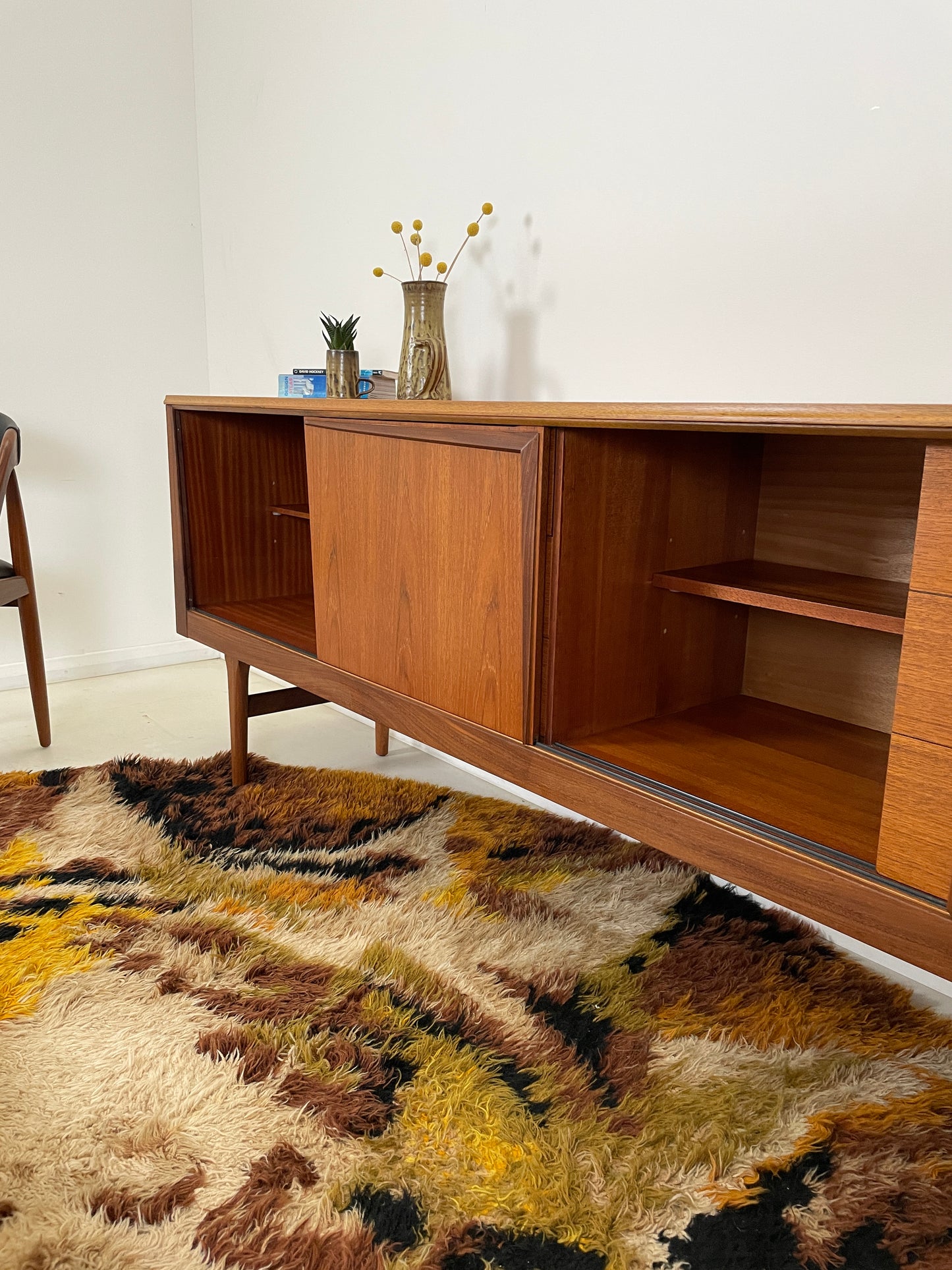 MID-CENTURY TEAK SIDEBOARD / MEDIA UNIT - ELLIOTS OF NEWBURY
