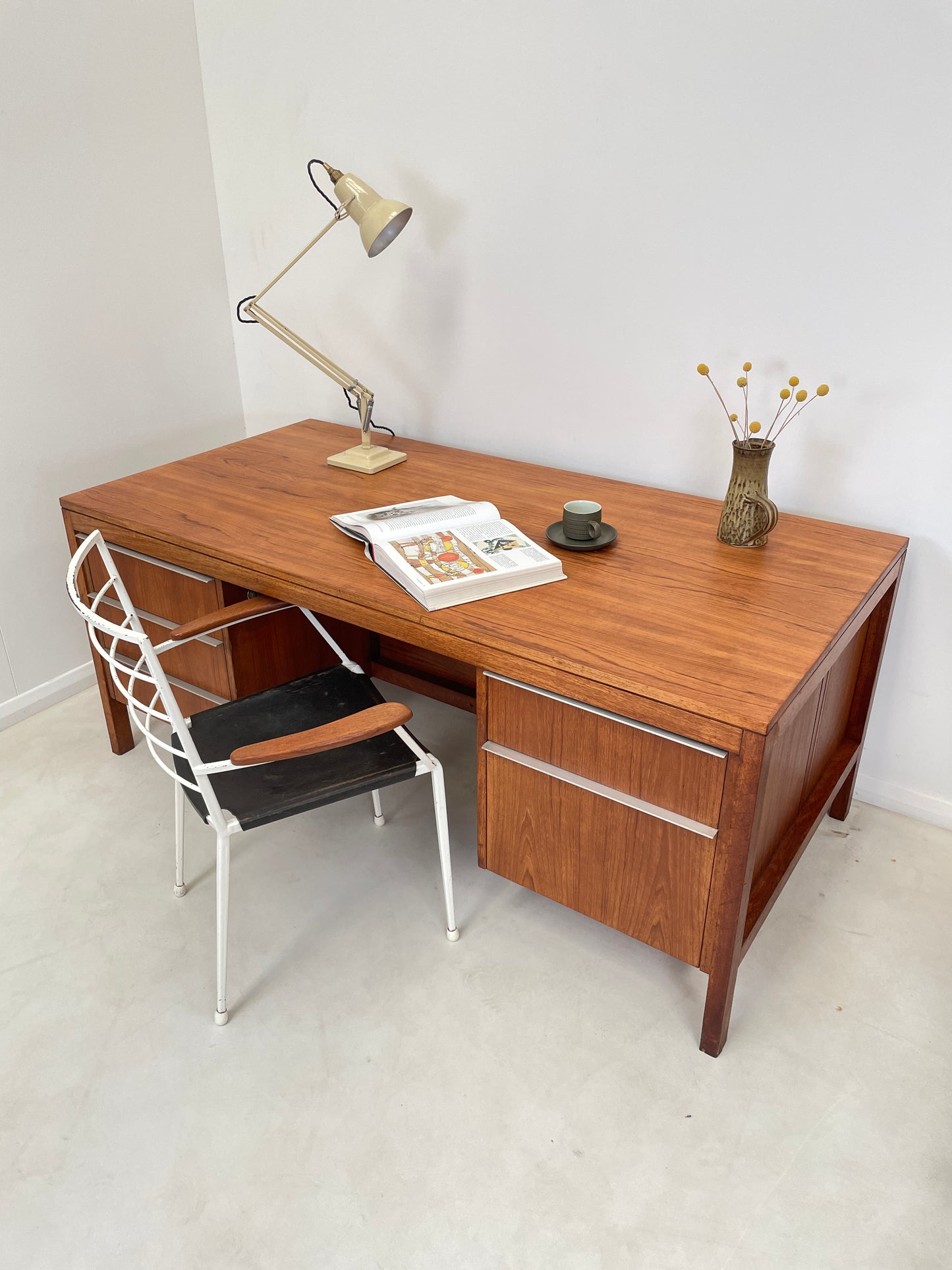 VINTAGE TEAK DOUBLE PEDESTAL PARTNERS DESK