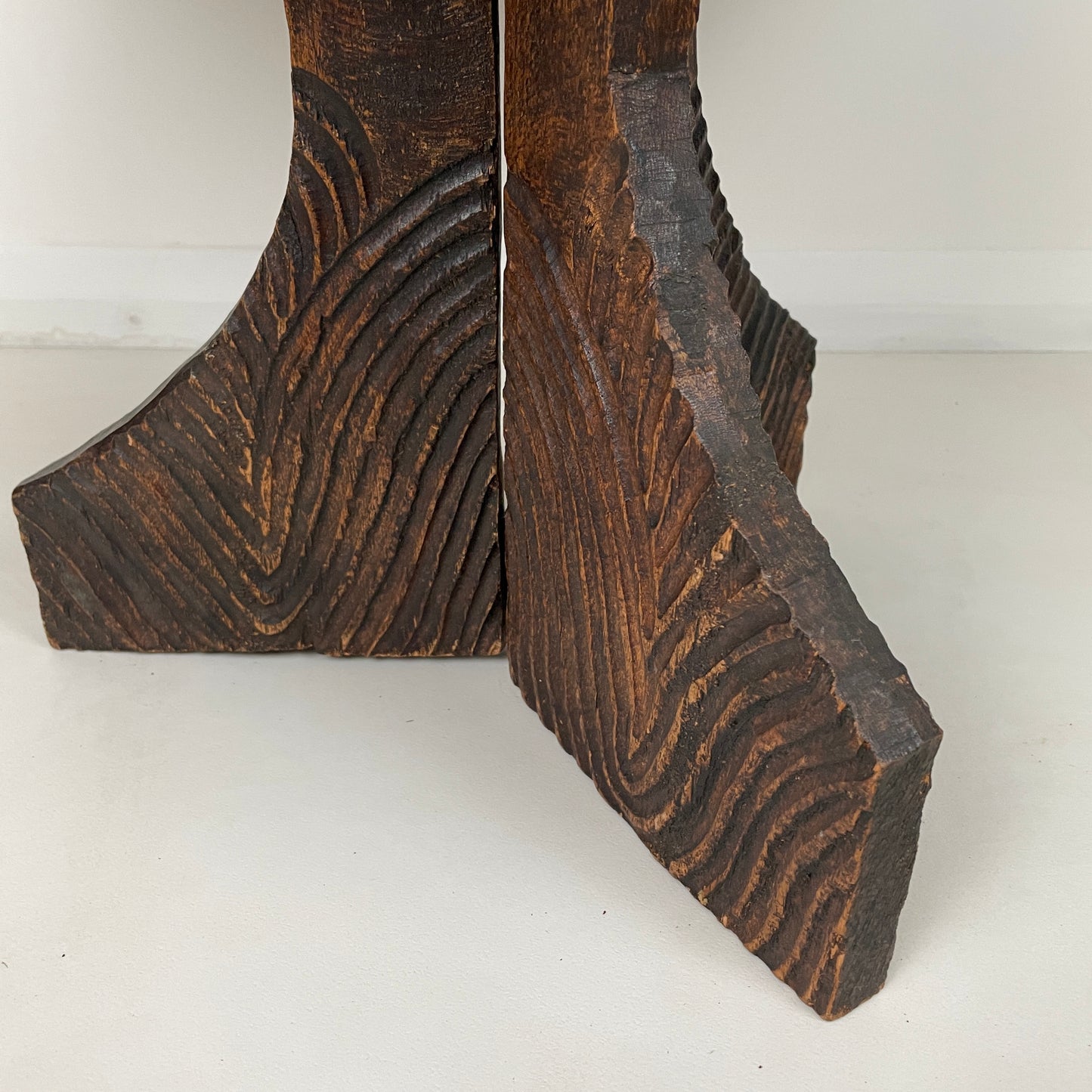 DECORATIVE AFRICAN CARVED TABLE