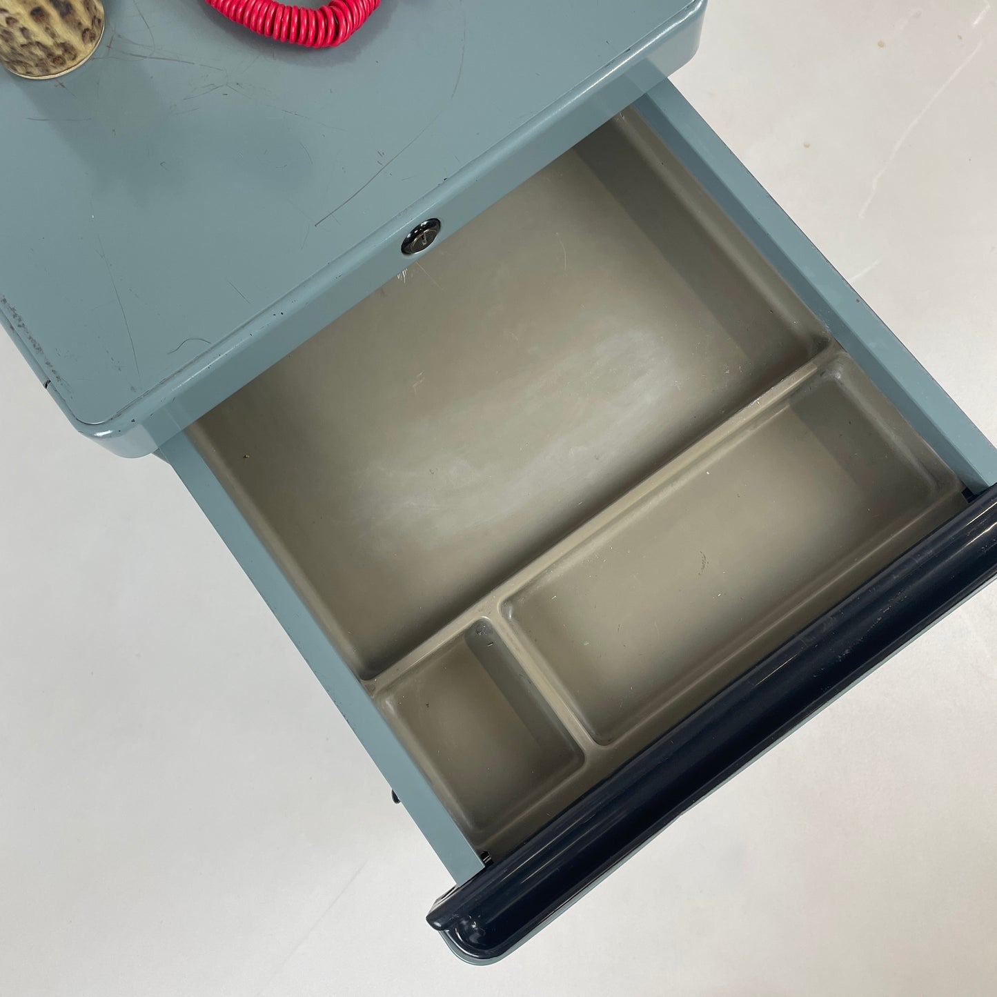 VINTAGE FILING CABINET DRAWERS IN GREY