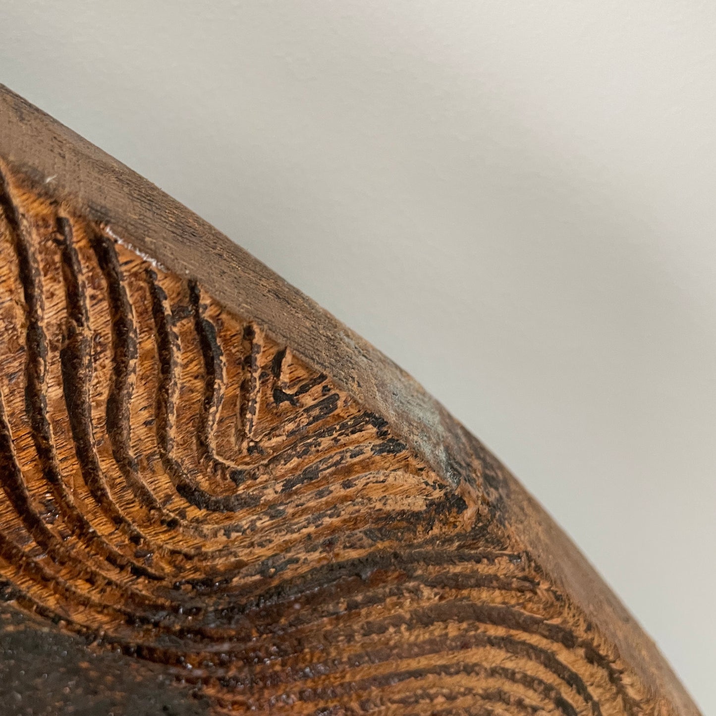 DECORATIVE AFRICAN CARVED TABLE