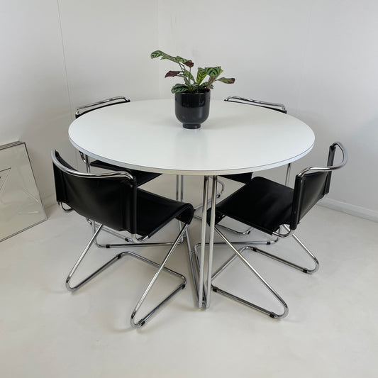 BISCIA TABLE IN WHITE DESIGNED BY PASCAL MOURGUE