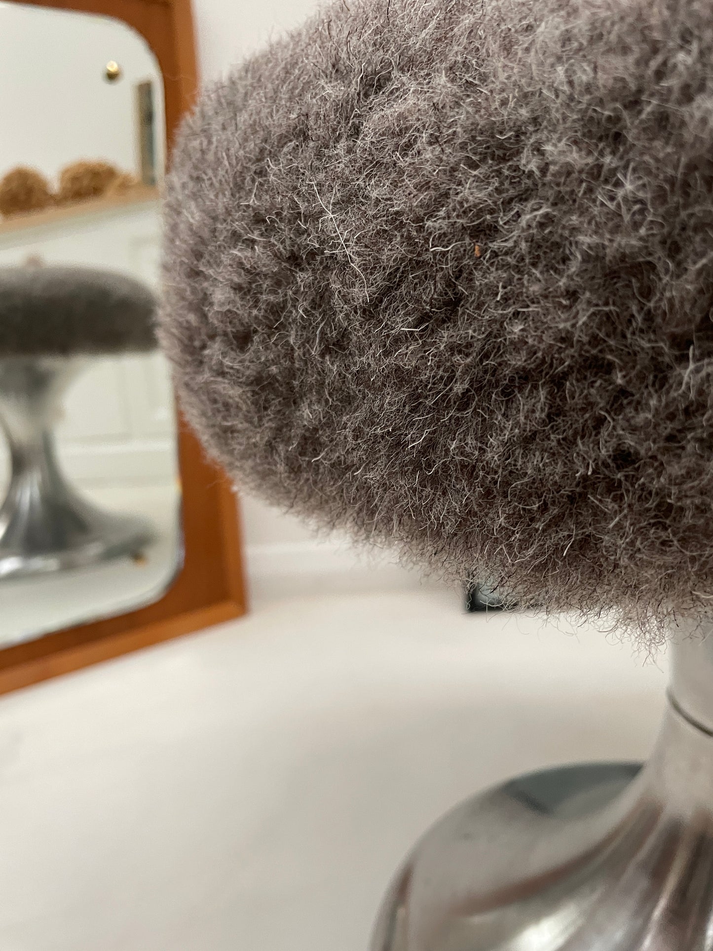 SPACE AGE RETRO BEDROOM STOOL