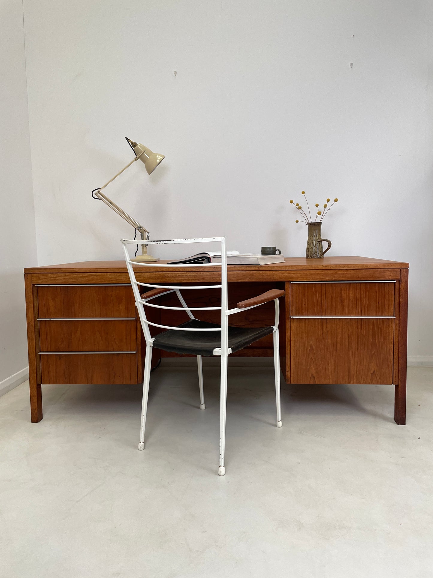 VINTAGE TEAK DOUBLE PEDESTAL PARTNERS DESK