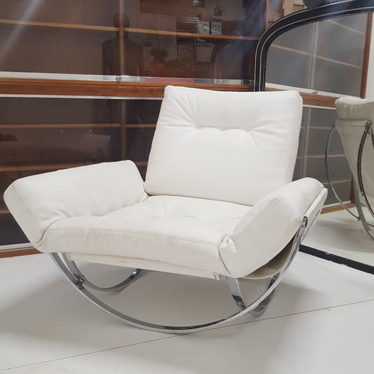 ITALIAN WHITE LEATHER STENDIG CHAIR AND OTTOMAN