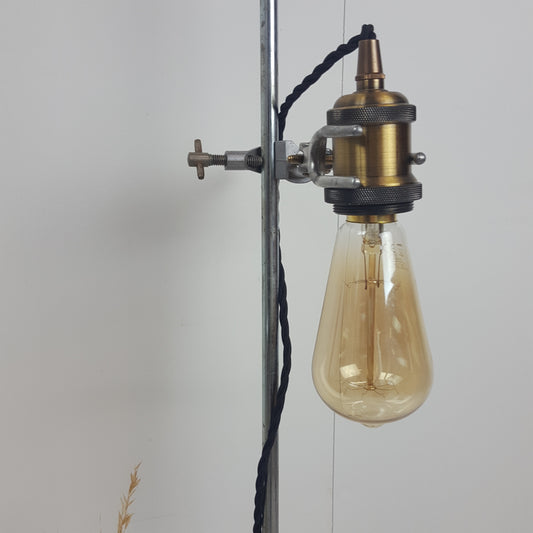 FLOOR STANDING RETORT STAND LAMP