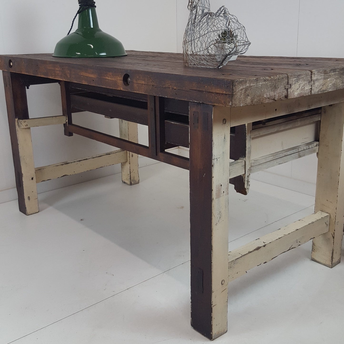 ENGLISH WORKBENCH / RUSTIC KITCHEN PREP ISLAND