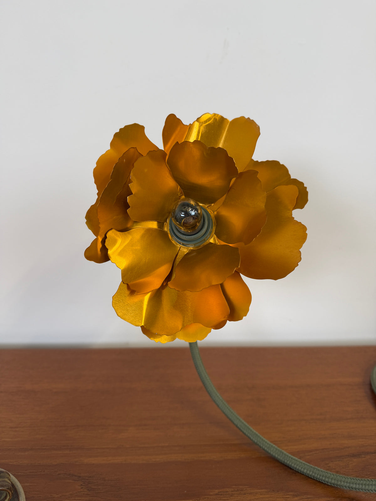 HABITAT HELENA CHRISTENSEN FLEXIBLE FLOWER LAMP