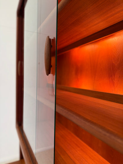 DYRLUND TEAK ROOM DIVIDER WITH GLASS BOOKCASE