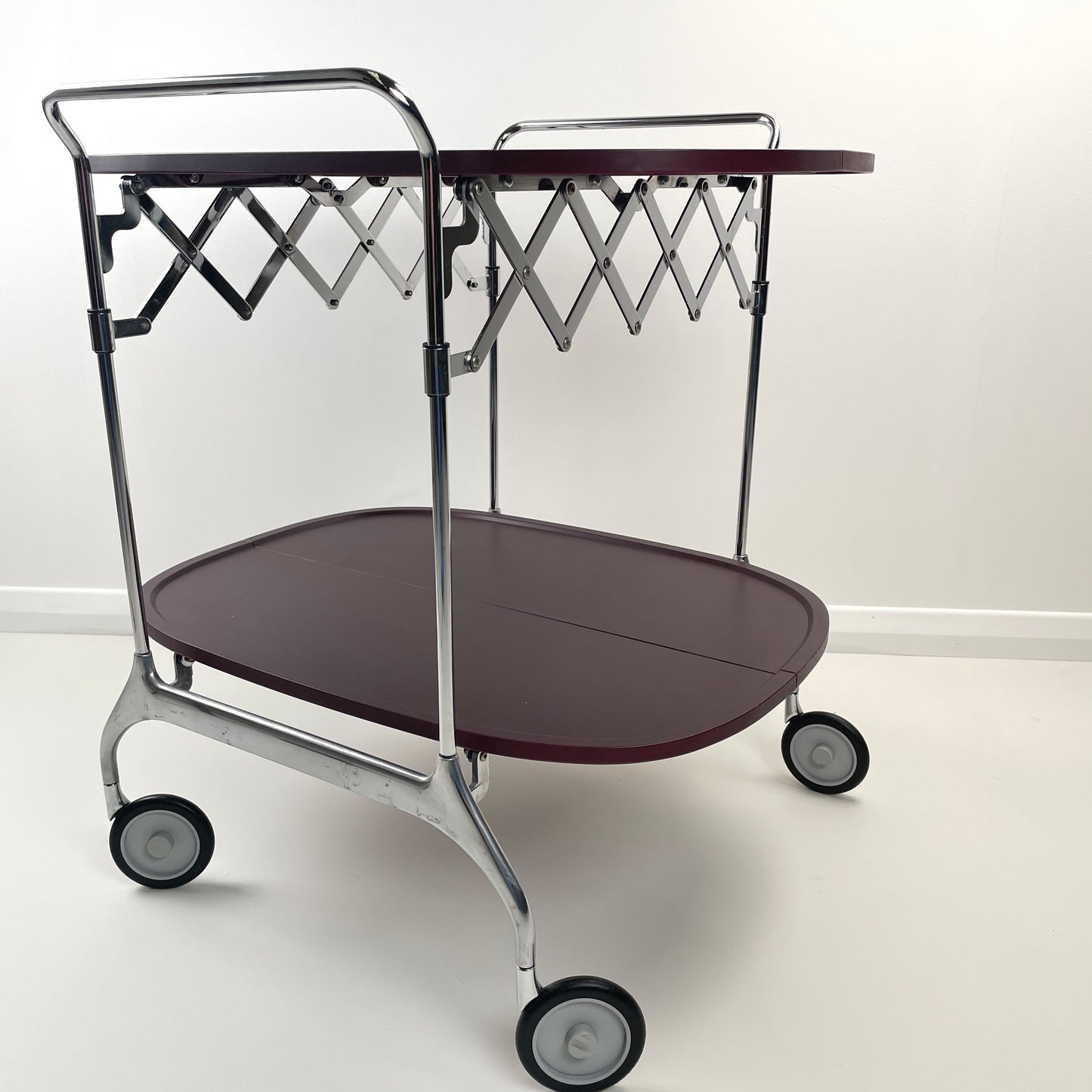 KARTELL GASTONE TROLLEY IN AUBERGINE