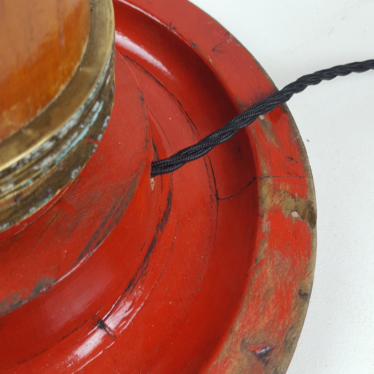 BESPOKE VINTAGE WALLPAPER PRINTING ROLLER LAMP