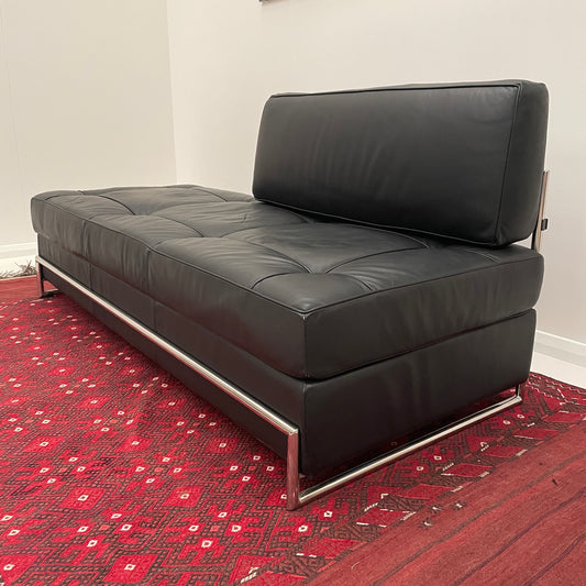 VINTAGE STYLE BLACK EILEEN GRAY DAY BED/SOFA