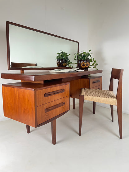 GPLAN FRESCO FLOATING DRESSING TABLE