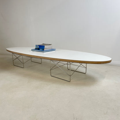 CONTEMPORARY ELIPTICAL LOW WHITE COFFEE TABLE