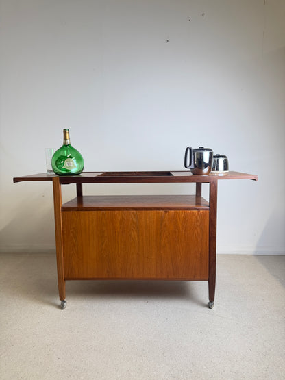 1960s GPLAN TEAK FRESCO BUFFET CART / DTINKS TROLLEY