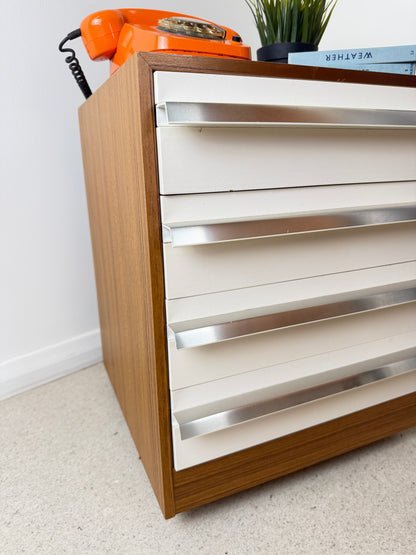 1970s VINTAGE BEDSIDE DESK DRAWERS ON CASTORS