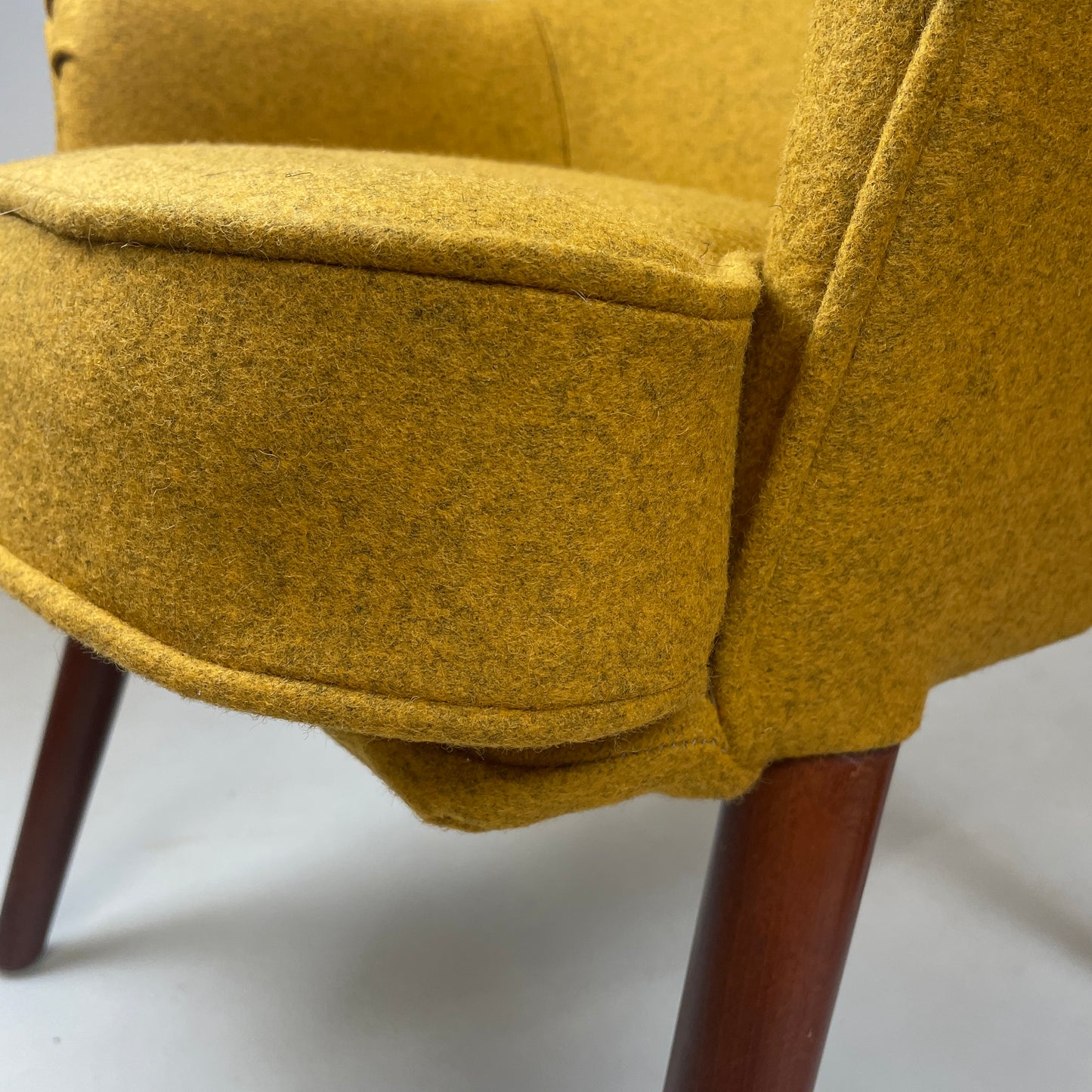 TOOTHILL COCKTAIL CHAIR IN MUSTARD WOOL