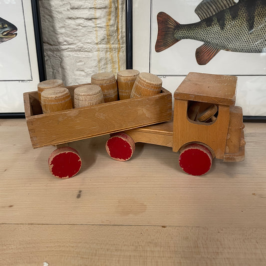VINTAGE WOODEN TOY TRUCK