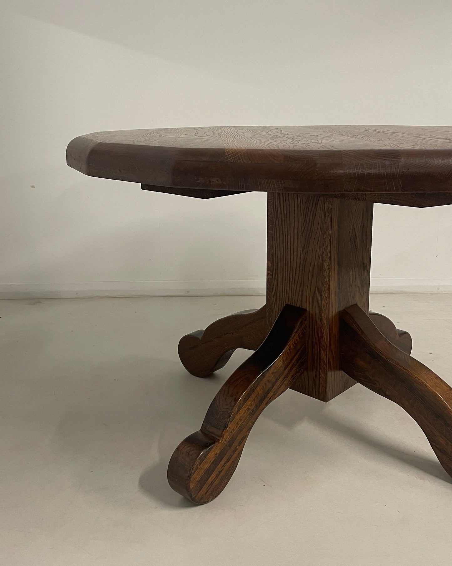 BRUTALIST 1970s BELGIUM OAK DINING TABLE & 4 CHAIRS
