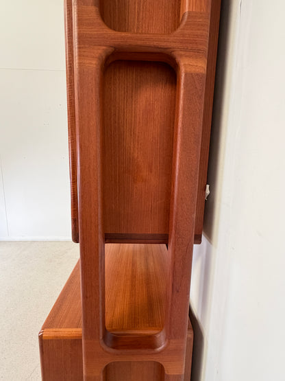 DYRLUND TEAK ROOM DIVIDER WITH GLASS BOOKCASE