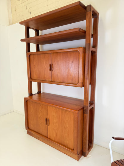 DYRLUND TEAK ROOM DIVIDER BOOKCASE