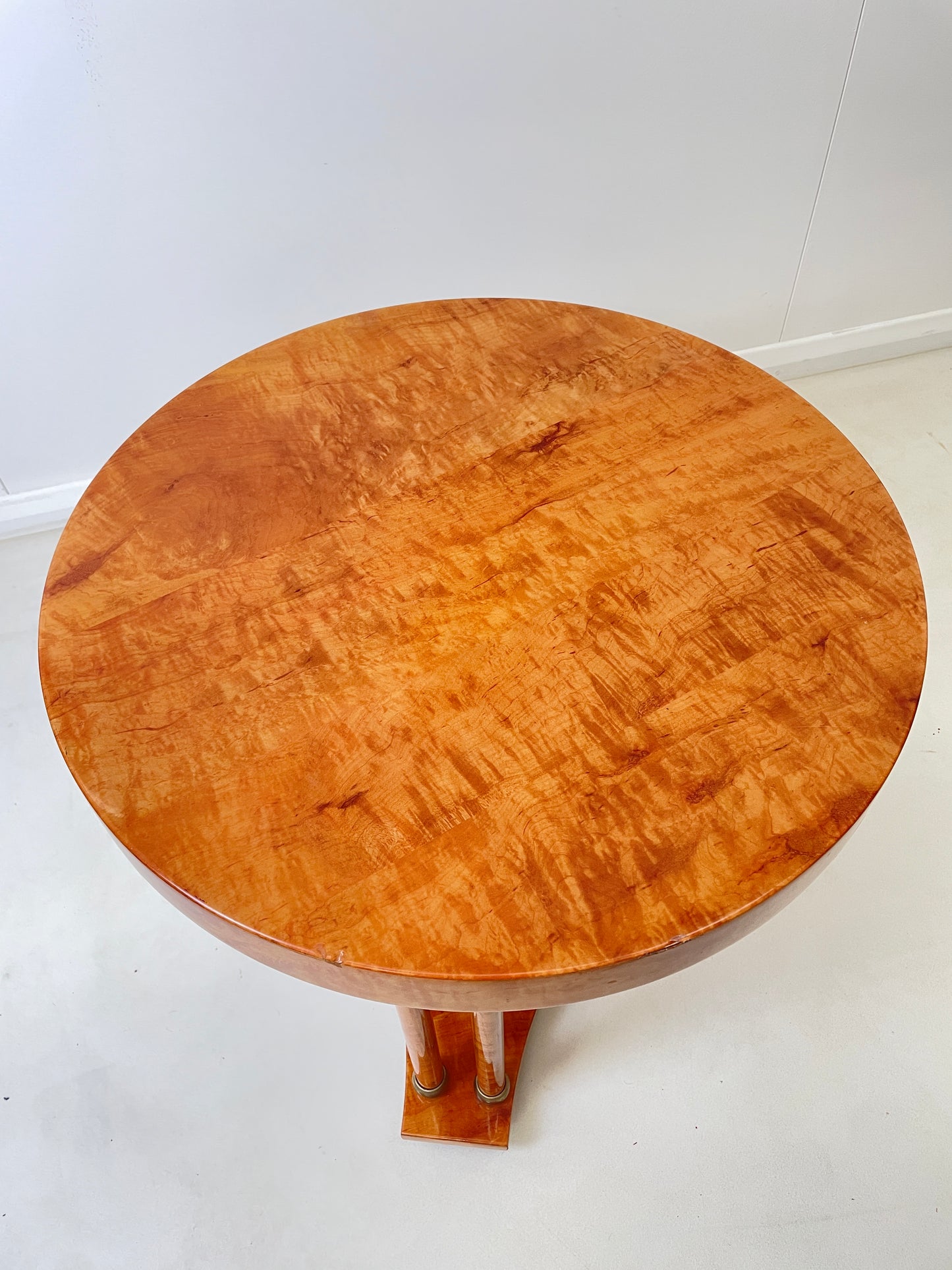 WALNUT BIEDERMEIRER TRIPOD SIDE COFFEE TABLE