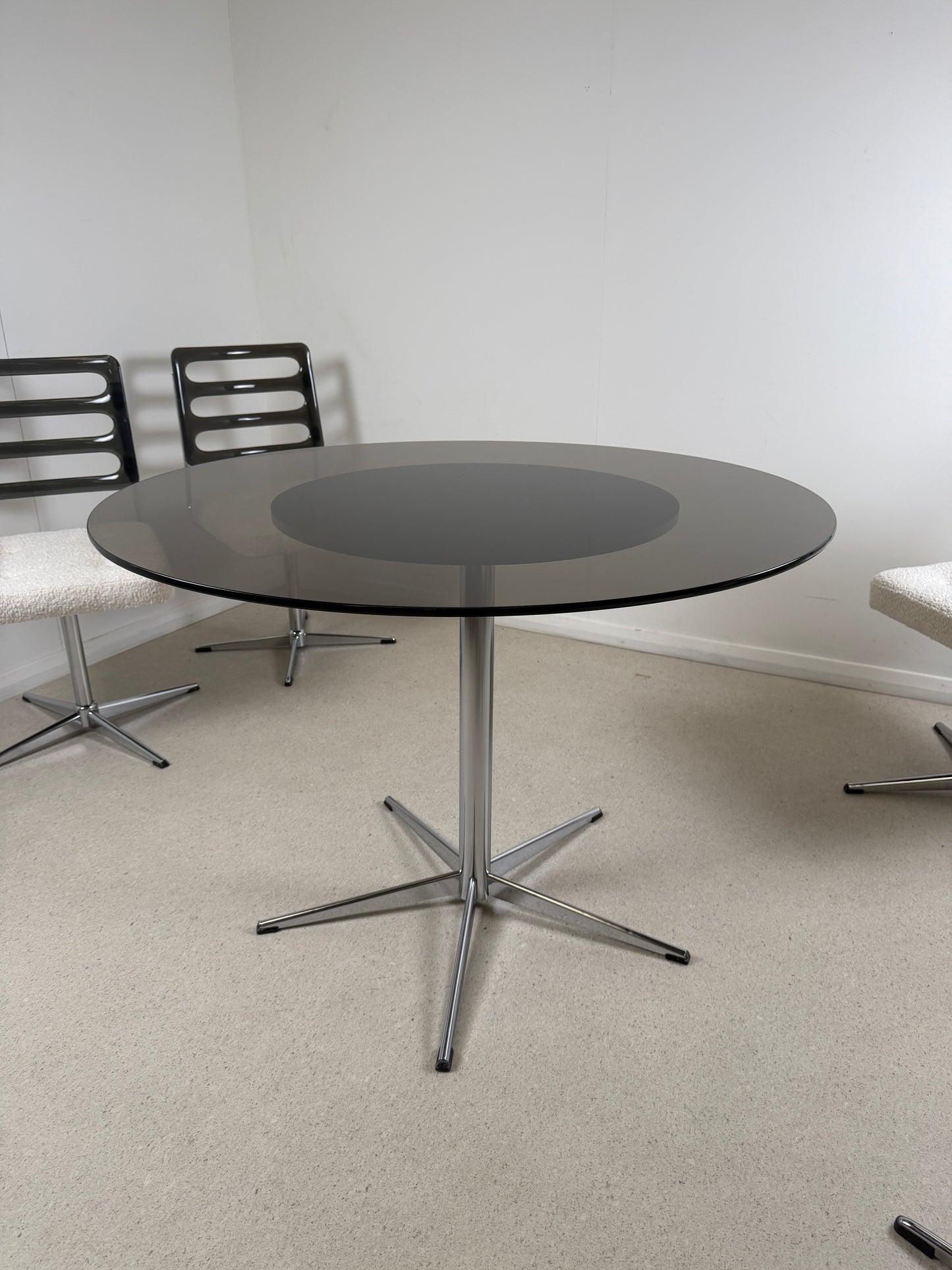 1970s RETRO GLASS TABLE & SWIVEL CHAIRS