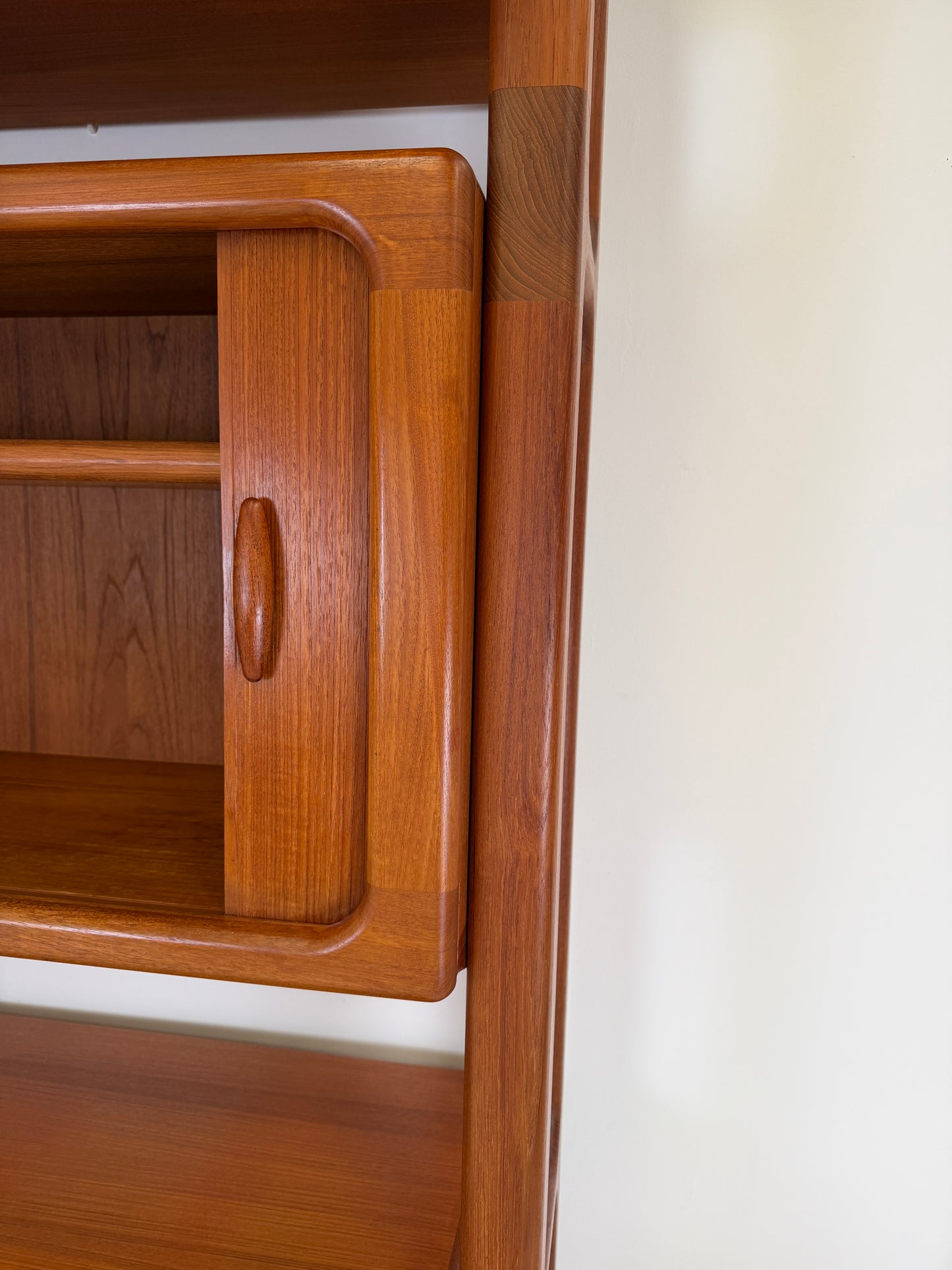 DYRLUND TEAK ROOM DIVIDER BOOKCASE