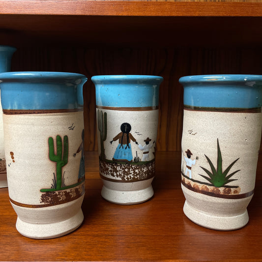 VINTAGE MEXICAN FOLK ART VASE