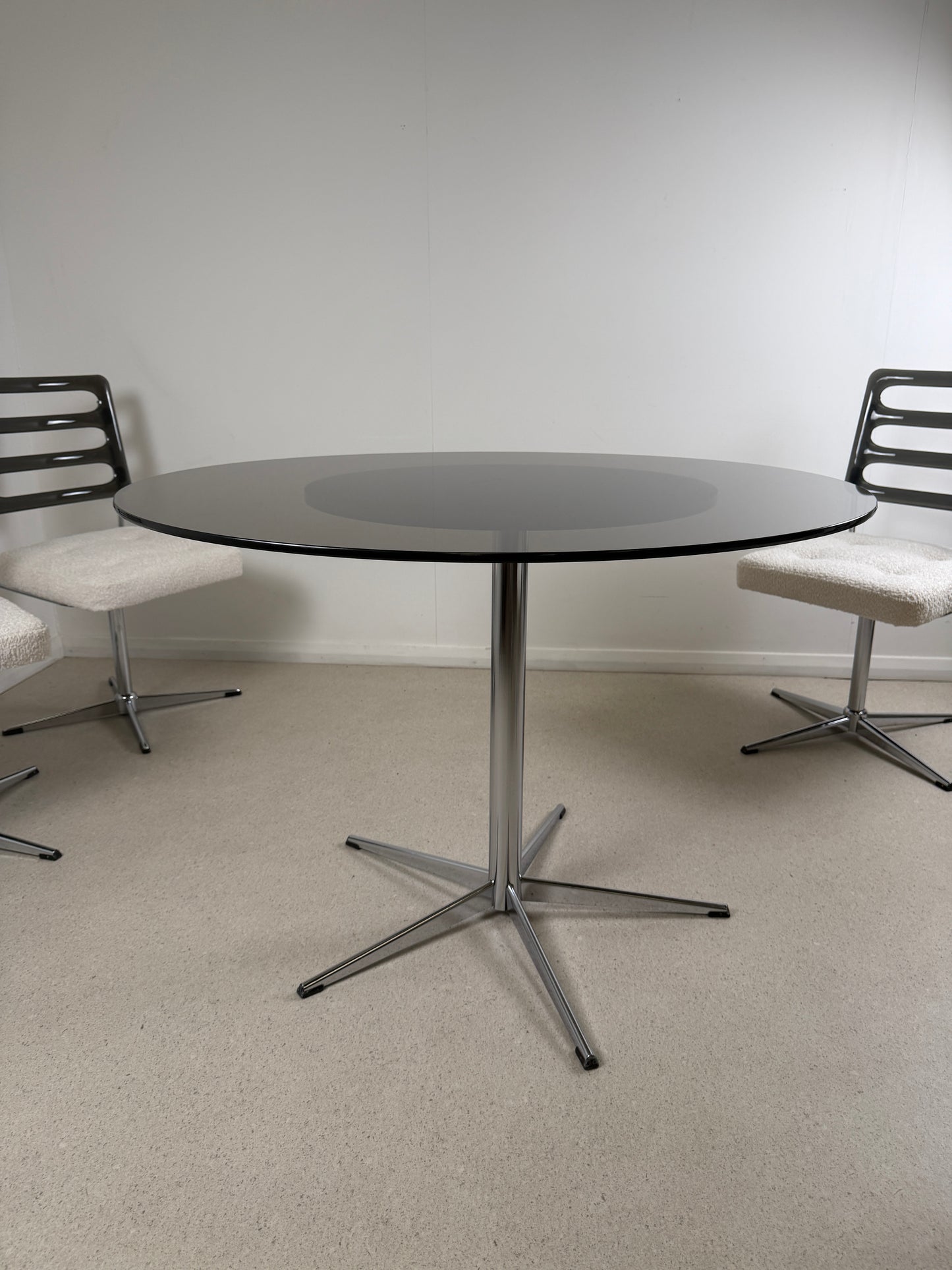 1970s RETRO GLASS TABLE & SWIVEL CHAIRS