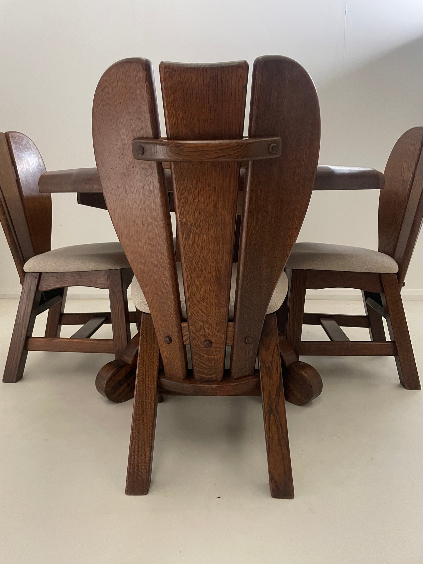 BRUTALIST 1970s BELGIUM OAK DINING TABLE & 4 CHAIRS