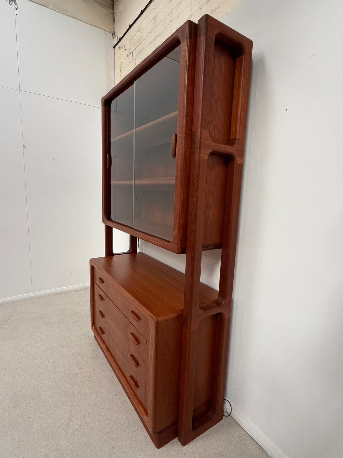 DYRLUND TEAK ROOM DIVIDER WITH GLASS BOOKCASE