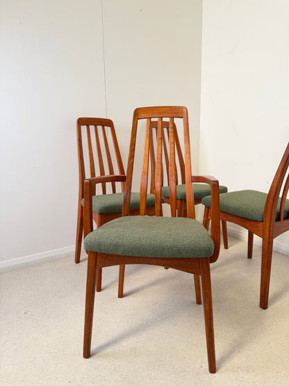 VINTAGE SVEGARDS SWEDISH DINING CHAIRS X 4