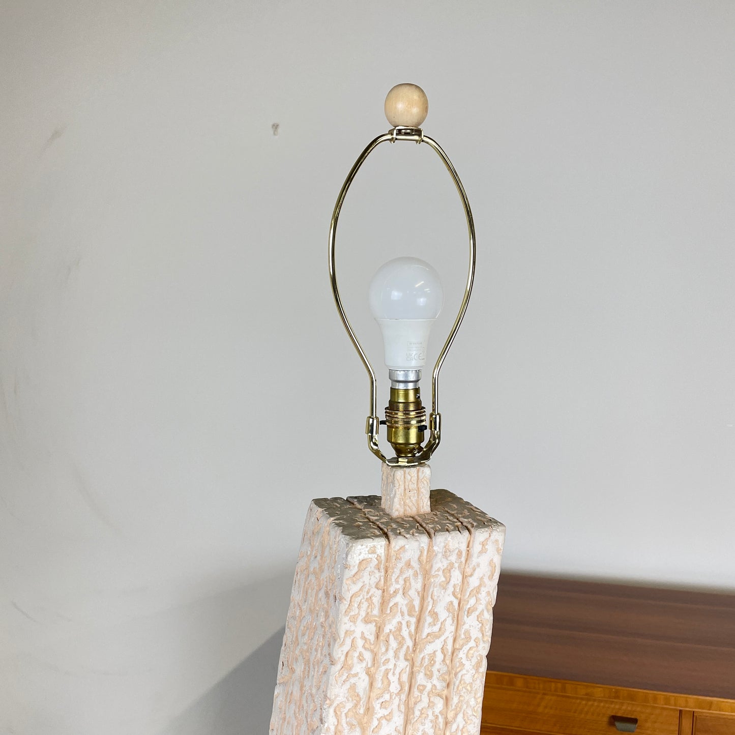 1980s POST MODERN TESSELLATED STANDARD LAMP TABLE