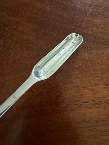 ANTIQUE BONE MARROW SILVER PLATE SCOOP