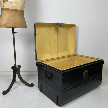 STAND ALONE POLLARD OF LONDON MANNEQUIN TORSO