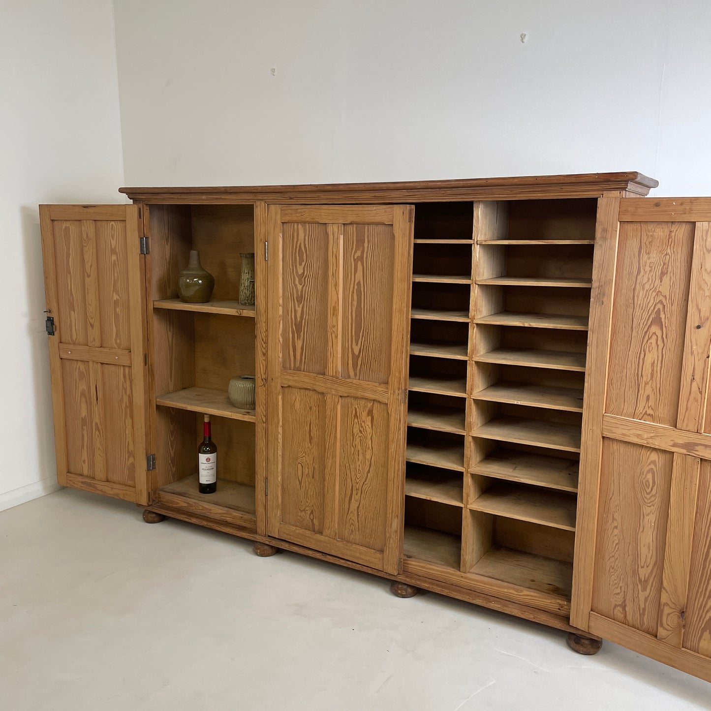 LARGE ANTIQUE PINE THREE DOOR KITCHEN/HALL CABINET